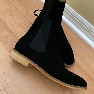 Chelsea boots